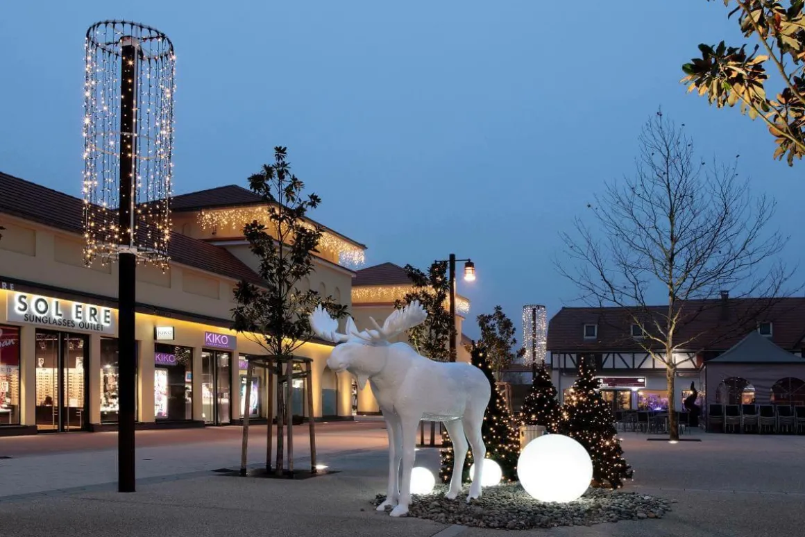 Deko-Elch 210 Cm Hoch, Weiß