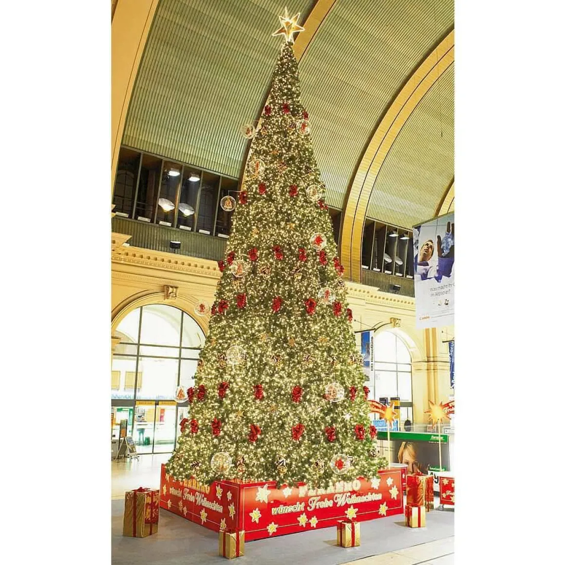 Gigant Baum Ohne Licht, 1000 Cm