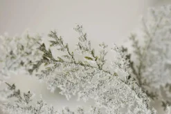 Hängender, Künstlicher Weihnachtsbaum Zeder Mit Beeisten Nadeln Und LED 300 Cm