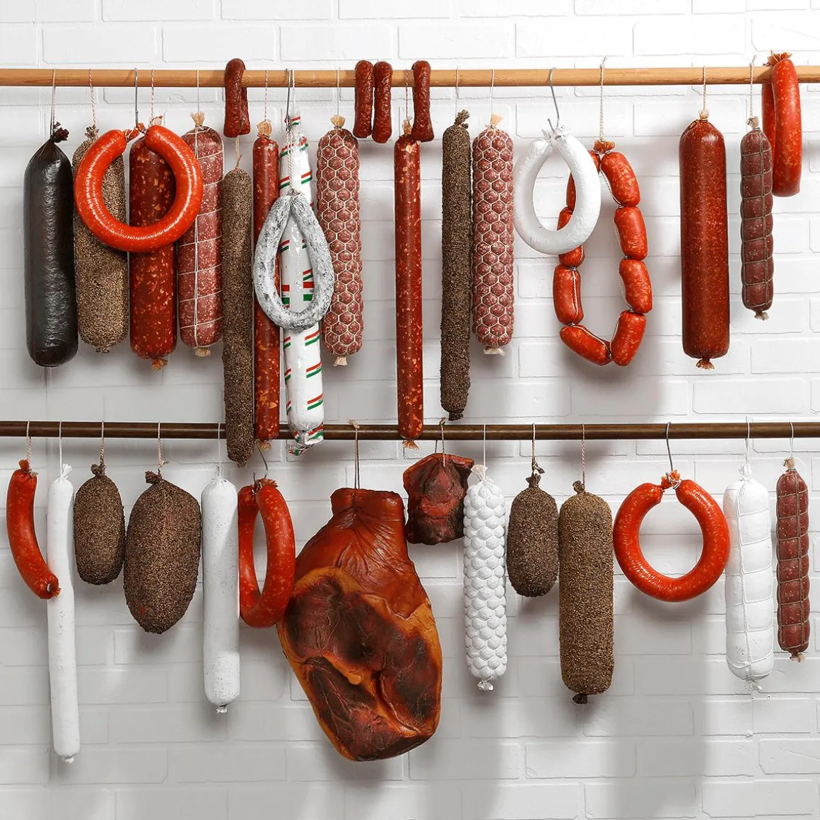 Italienischer Salami Ring Lebensmittel-Attrappe 23 Cm