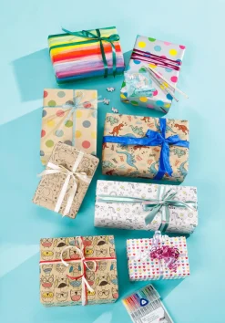 Nachhaltiges, Silbernes Geschenkpapier Mit Bunten Punkten – 50 M Geschenkpapier-Rolle