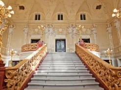 XXL-Planenbanner "Schlosstreppe" Aus Schwer Entflammbarer LKW-Plane 300 X 400 Cm